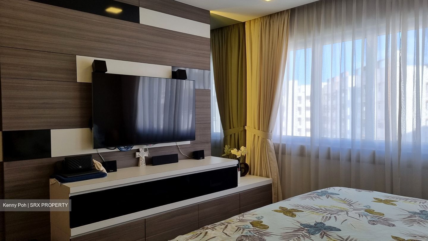 Blk 495E Tampines Street 43 (Tampines), HDB Executive #320491131